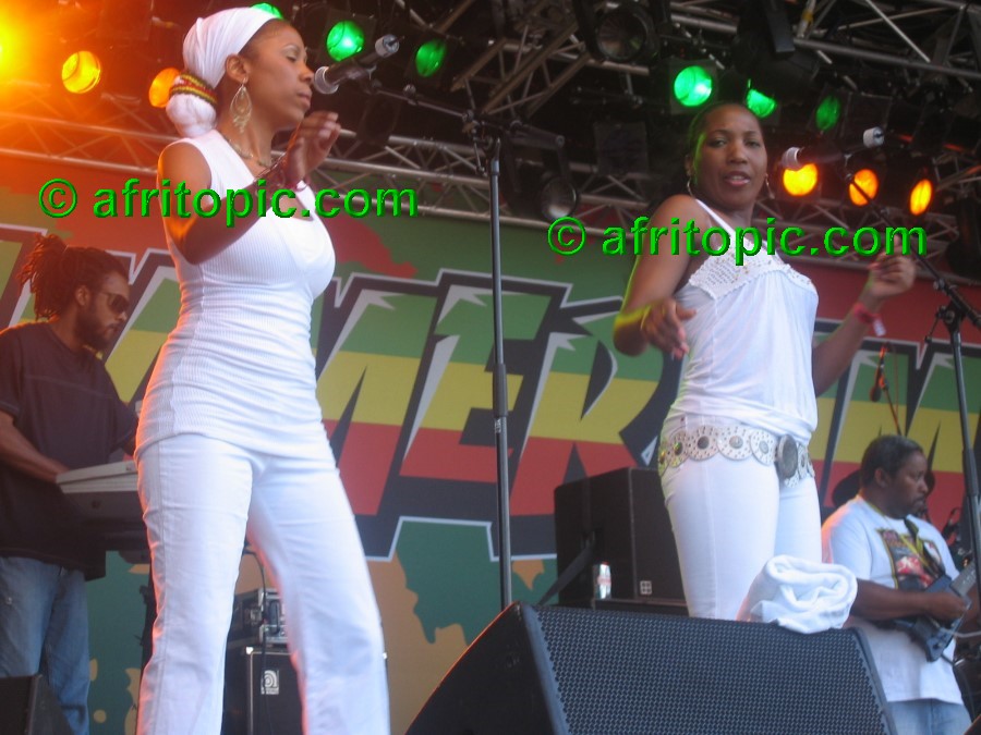 ../Images/Summerjam2005 006.jpg